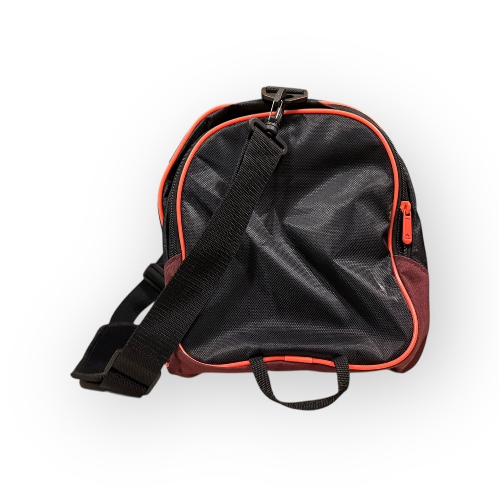 Adidas Medium Size Duffle Gym Bag Black/Orange Sports Travel Carry On - Picture 4 of 10